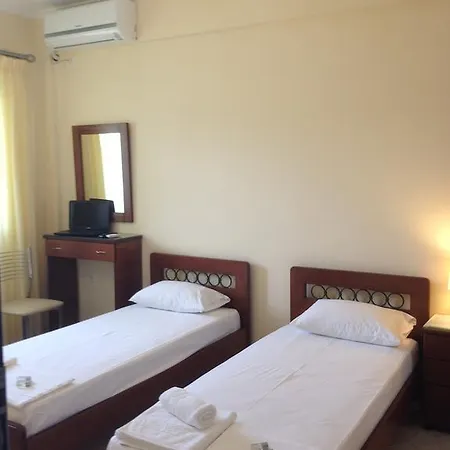 Agni Aparthotel 3*